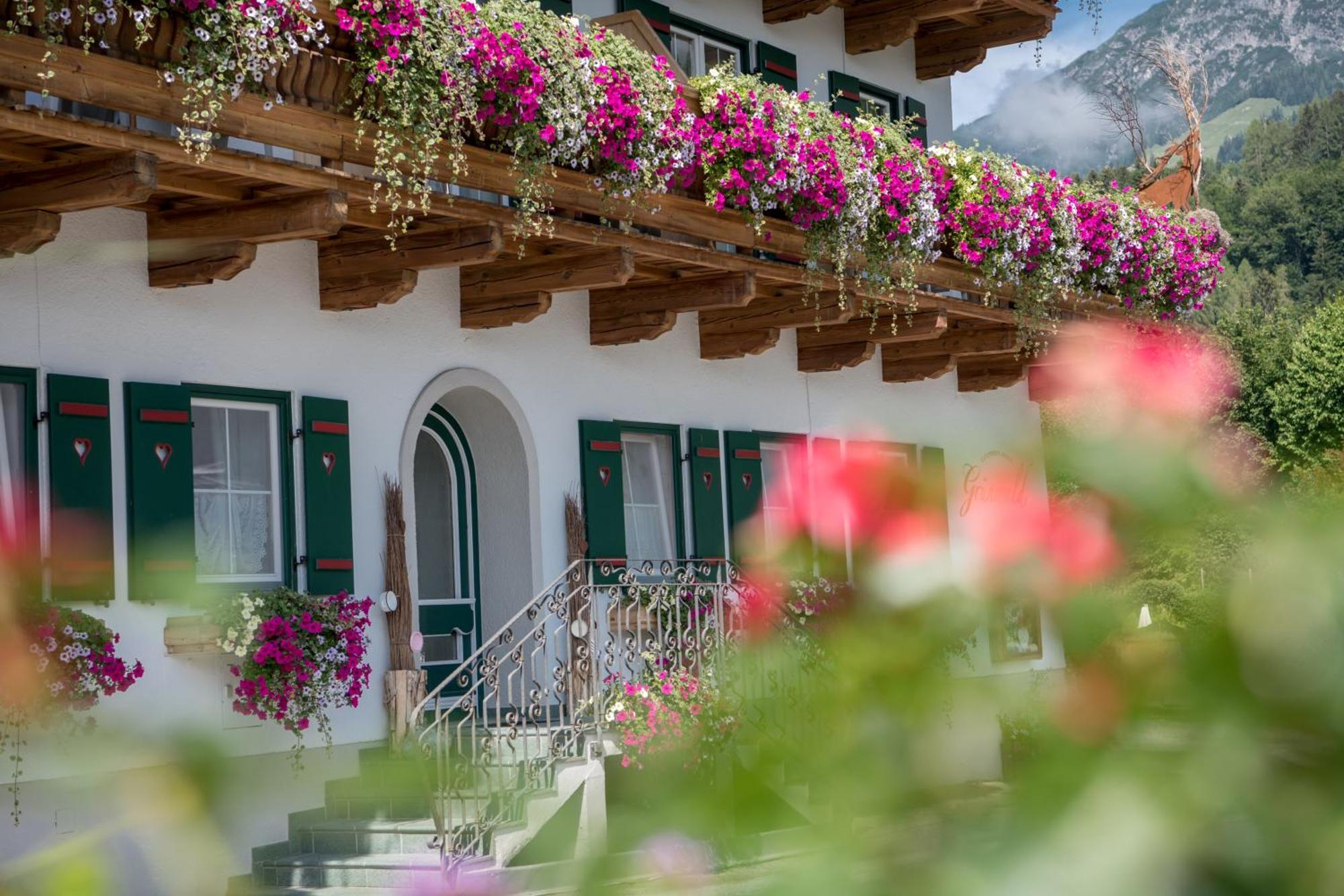 Gourmet-Hotel Grünwald Leogang Buitenkant foto