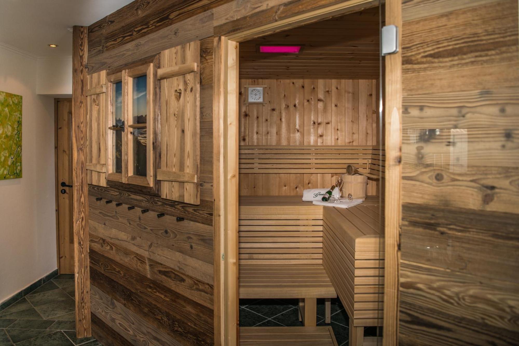 Gourmet-Hotel Grünwald Leogang Buitenkant foto