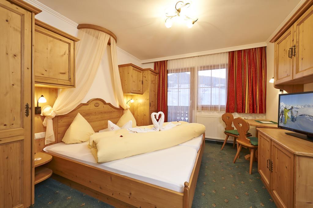 Gourmet-Hotel Grünwald Leogang Buitenkant foto