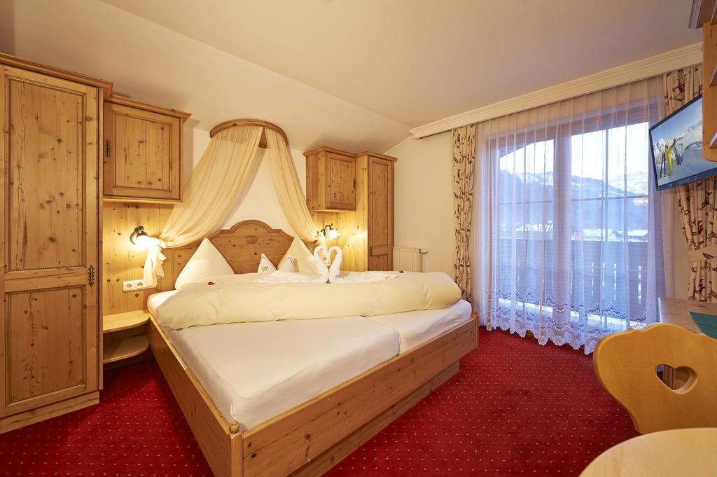 Gourmet-Hotel Grünwald Leogang Buitenkant foto